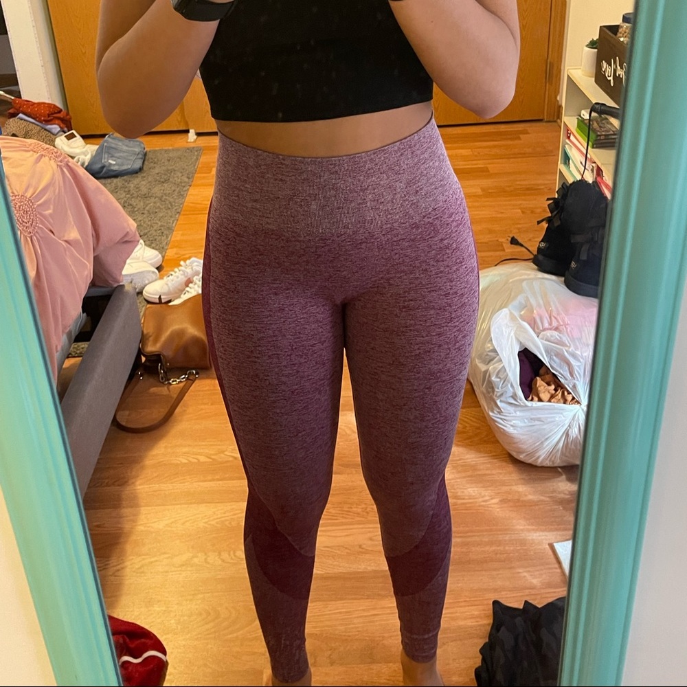 Pink leggings!!